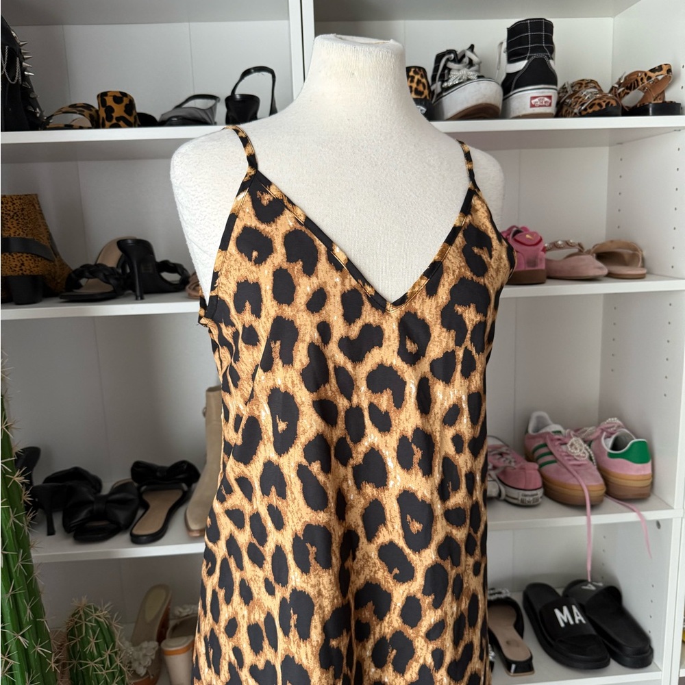 SOLD ON DEPOP Leopard Print Slip Dress - Picture 5 of 10